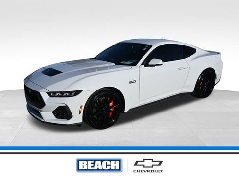 Used 2025 Ford Mustang GT Premium image 1