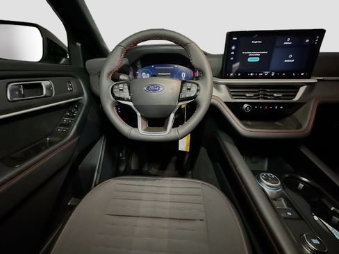 New 2026 Ford Explorer ST-Line AWD/4WD image 30