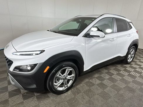 Certified 2023 Hyundai Kona SEL w/ Convenience Package AWD/4WD image 8