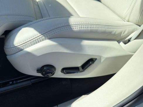 New 2026 Volvo XC90 B6 Ultra w/ Protection Package image 13