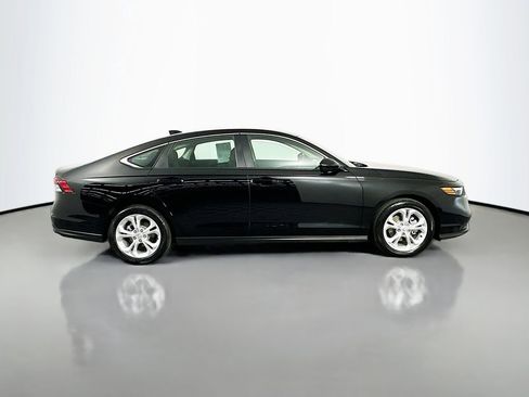 Used 2023 Honda Accord LX image 9