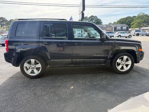 Used 2011 Jeep Patriot Latitude image 4