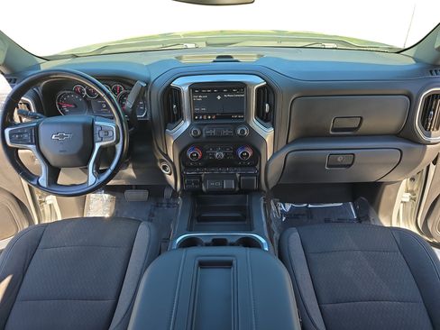 Used 2020 Chevrolet Silverado 1500 RST AWD/4WD image 9