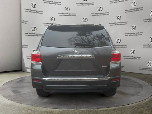 Used 2013 Toyota Highlander Limited image 4