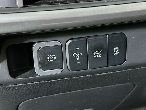 Used 2025 Hyundai Santa Fe SEL image 17