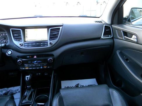 Used 2016 Hyundai Tucson Limited w/ Option Group 03 image 18