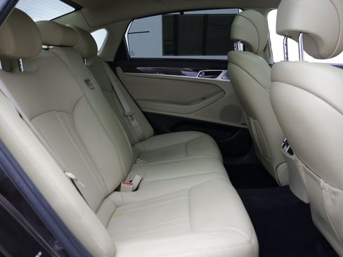 Used 2019 Genesis G80 3.8 w/ Sport Package 02 RWD image 39