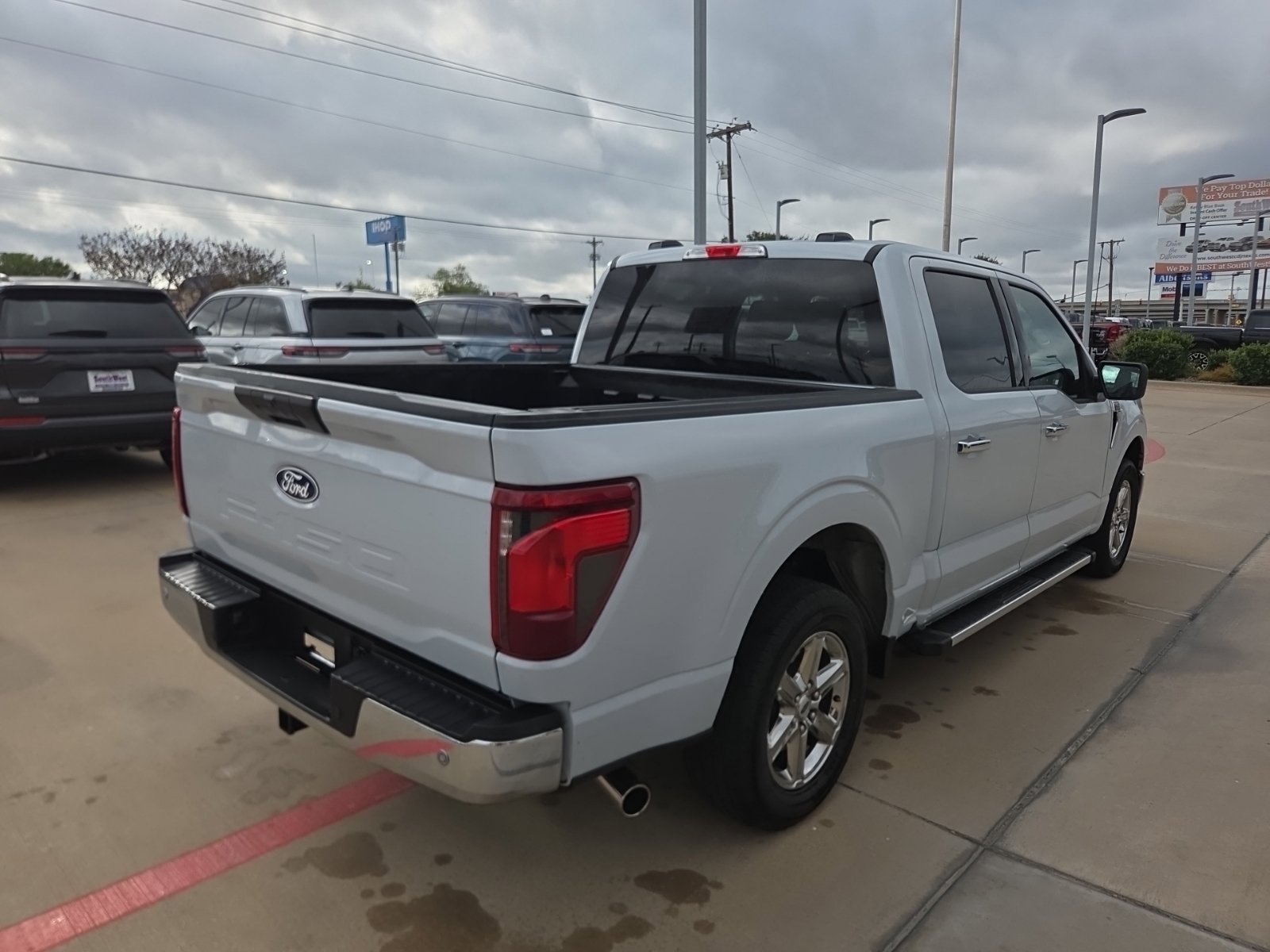 Used 2025 Ford F150 XLT w/ Equipment Group 301A Standard RWD image 5