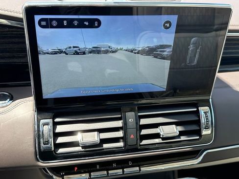 Used 2024 Lincoln Navigator Black Label image 34