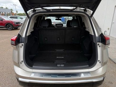 Certified 2024 Nissan Rogue Platinum image 18