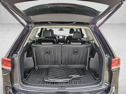 Used 2024 Volkswagen Atlas Peak Edition SEL AWD/4WD image 26