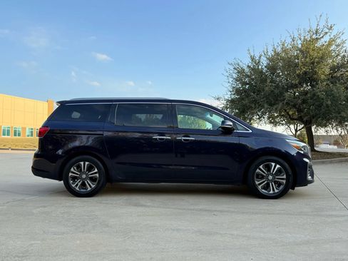Used 2021 Kia Sedona SX image 7