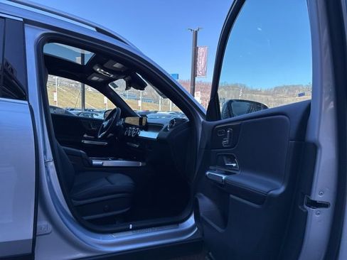 New 2026 Mercedes-Benz GLB 250 4MATIC image 25