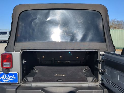 Used 2016 Jeep Wrangler Unlimited Sport w/ Quick Order Package 24S image 11