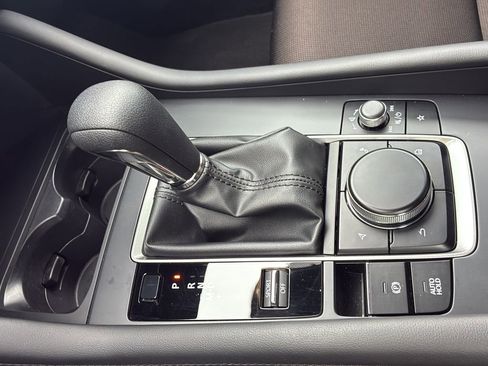 Used 2024 MAZDA MAZDA3 s image 29