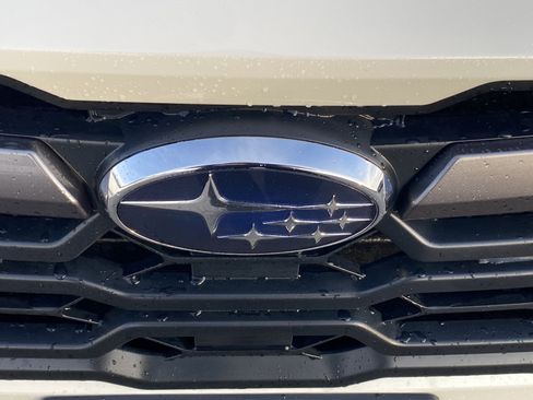 Used 2025 Subaru Crosstrek 2.5i Limited w/ Crosstrek Mirror Package image 25