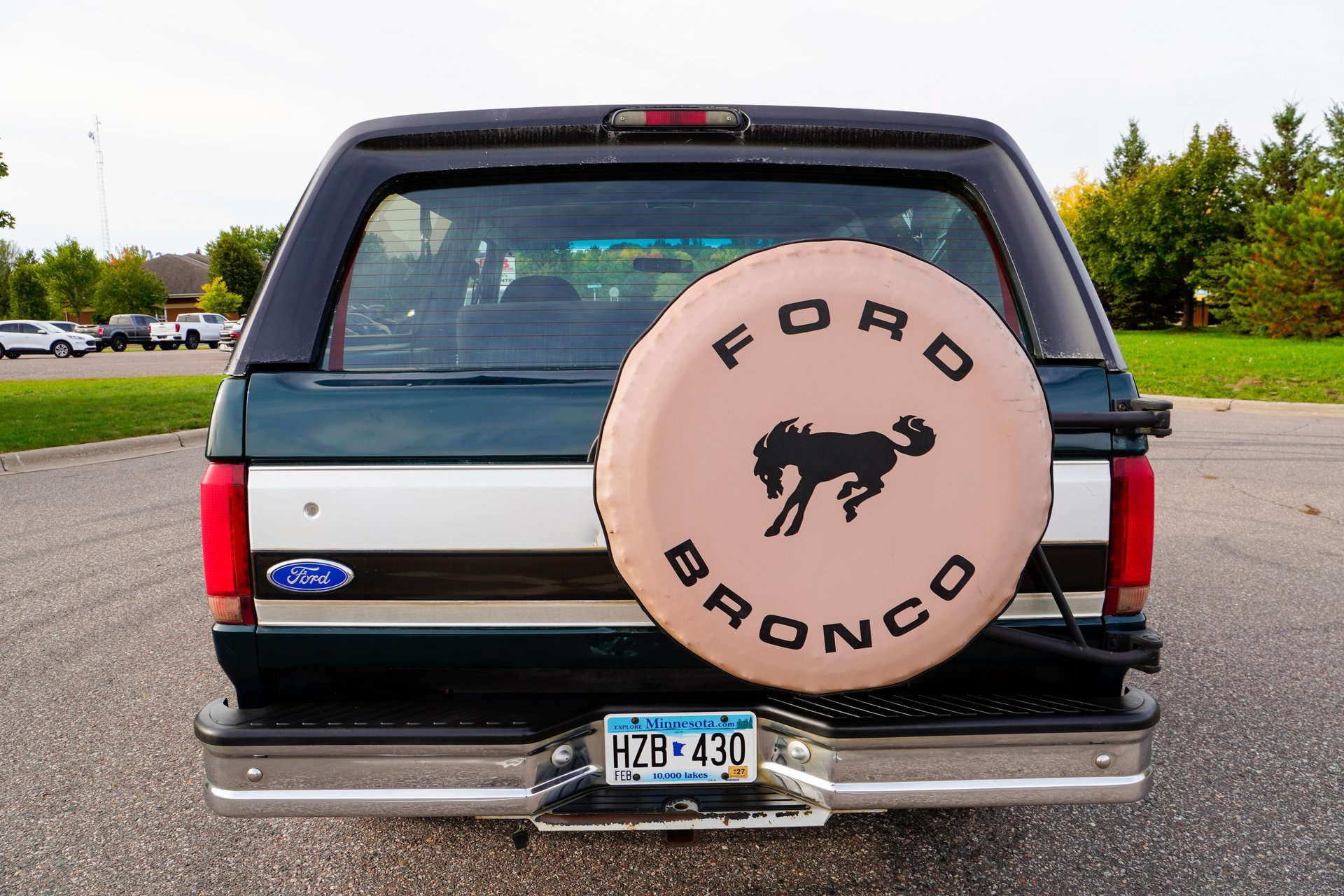 Used 1993 Ford Bronco Custom AWD/4WD image 4