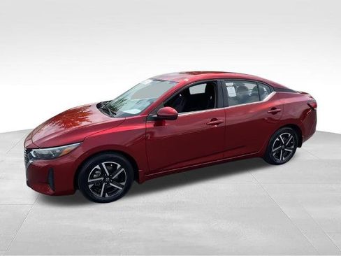 Certified 2025 Nissan Sentra SV FWD image 5