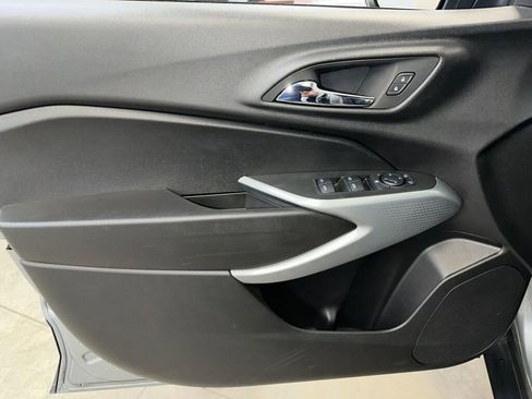 Certified 2024 Chevrolet Trax LS image 4