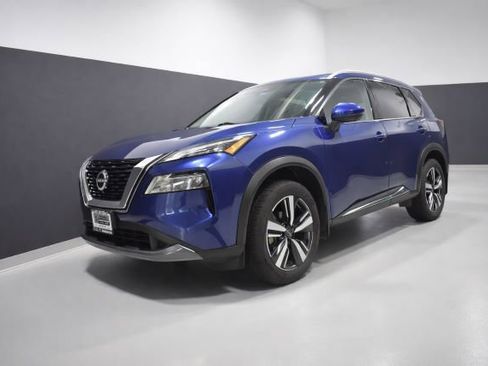 Certified 2023 Nissan Rogue SL image 1