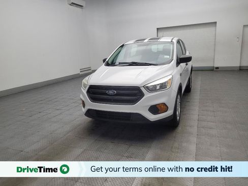 Used 2017 Ford Escape S FWD image 1