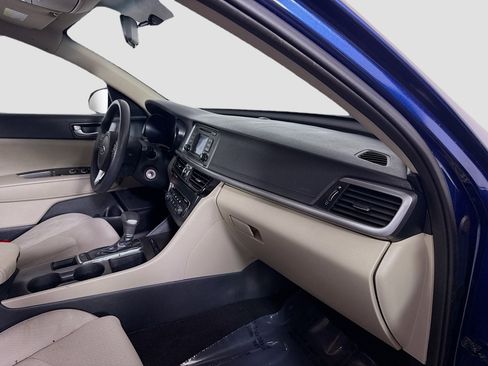 Used 2016 Kia Optima LX image 29