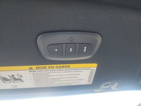 New 2026 Chrysler Pacifica Select w/ S Appearance Package image 10