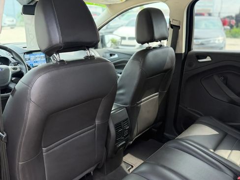 Used 2016 Ford Escape Titanium w/ Equipment Group 301A FWD image 17