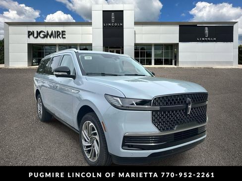 New 2026 Lincoln Navigator L Reserve AWD/4WD image 1