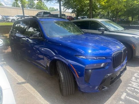 Used 2026 BMW X7 M60i AWD/4WD image 4