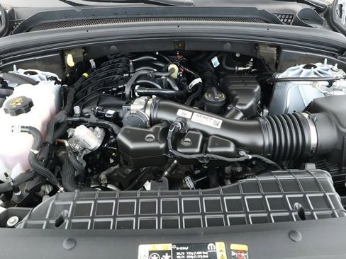 Used 2023 Jeep Grand Cherokee Laredo image 23