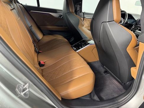 Used 2022 BMW M8 Gran Coupe xDrive Competition w/ M Carbon Exterior Package AWD/4WD image 32