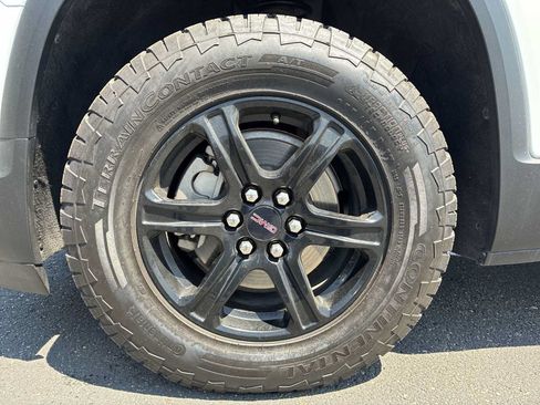 Used 2020 GMC Acadia AT4 w/ Trailering Package AWD/4WD image 18