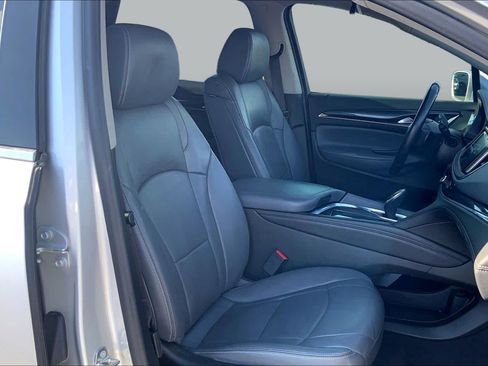 Used 2019 Buick Enclave Essence w/ Trailering Package, 5000 lbs. AWD/4WD image 9