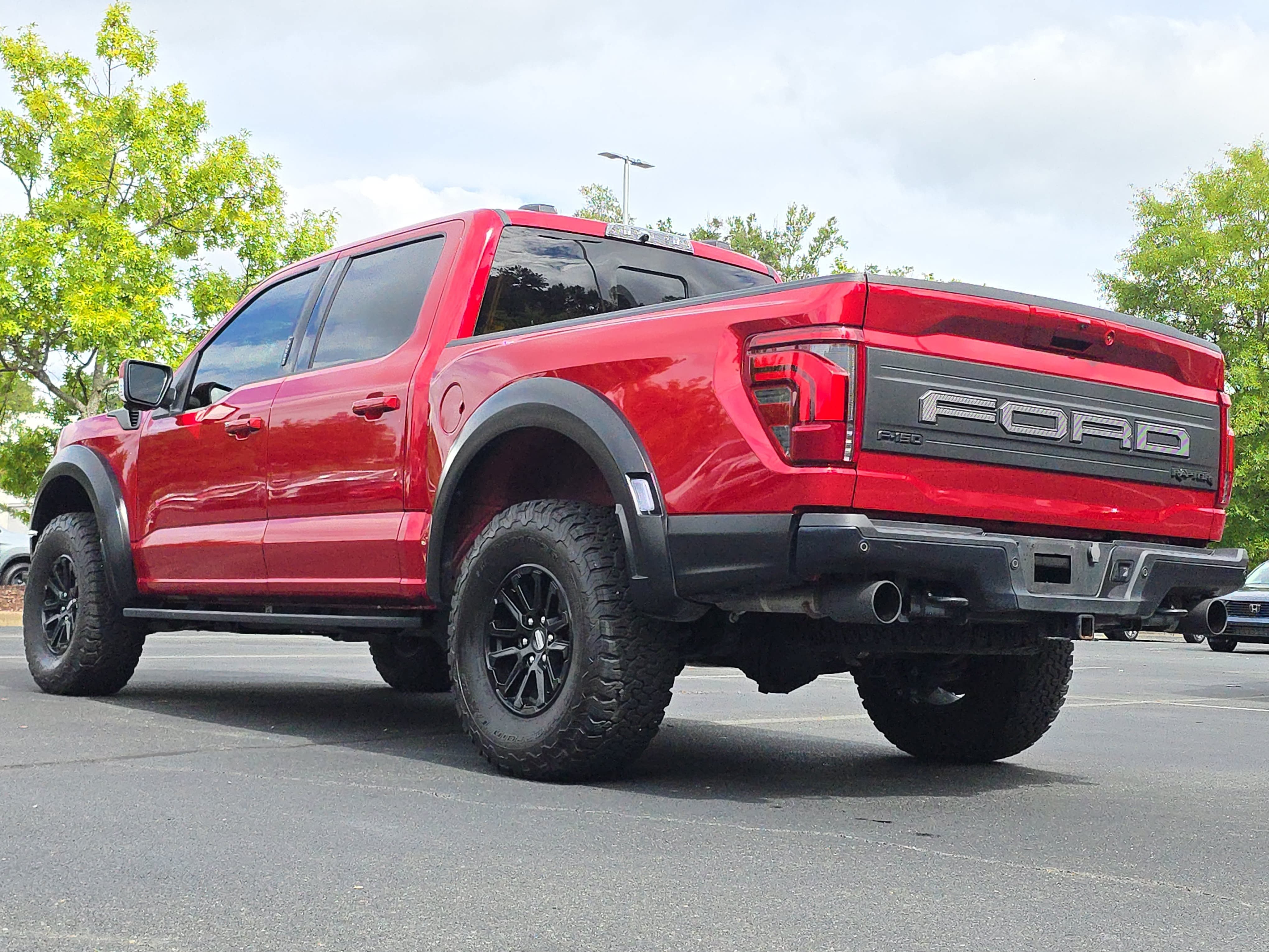 Used 2024 Ford F150 Raptor AWD/4WD image 3