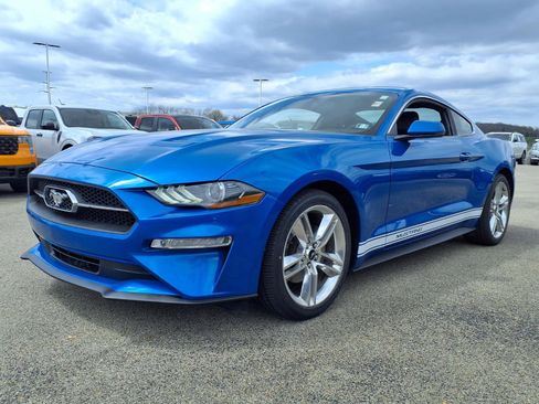 Certified 2019 Ford Mustang Premium w/ Equipment Group 201A image 3