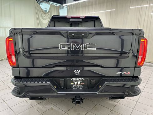 Certified 2024 GMC Sierra 1500 AT4 w/ AT4 Premium Package AWD/4WD image 6