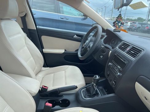 Used 2014 Volkswagen Jetta SE FWD image 5