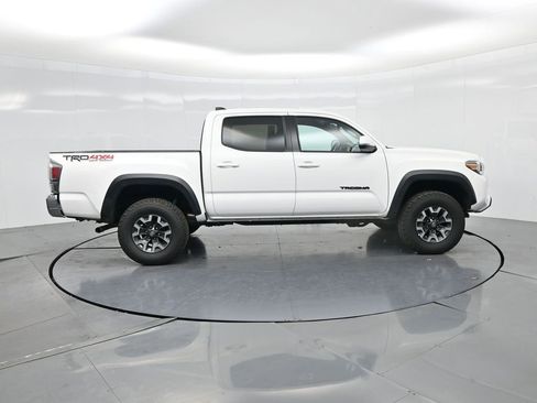 Used 2023 Toyota Tacoma TRD Off-Road image 16