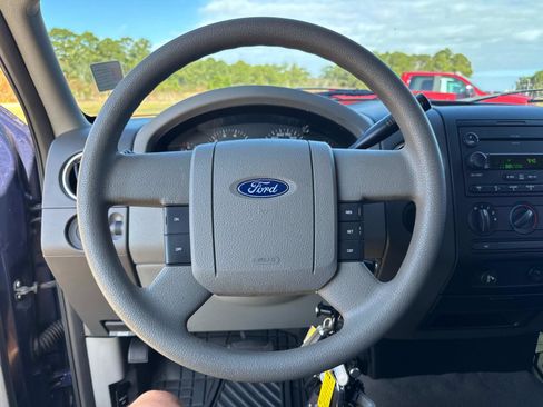 Used 2007 Ford F150 XLT image 26
