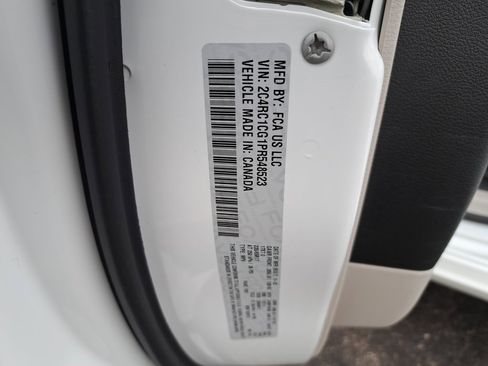 Used 2023 Chrysler Voyager LX image 35