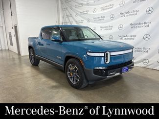 Used 2022 Rivian R1T Adventure video 1