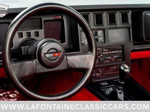 Used 1988 Chevrolet Corvette Convertible RWD image 10