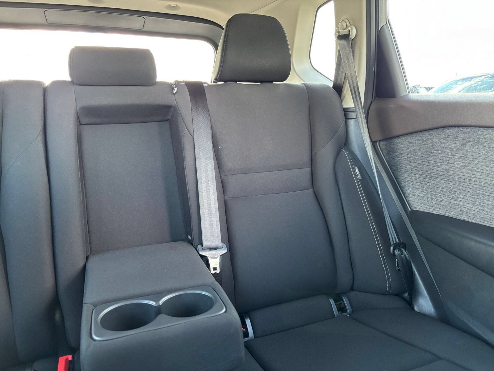 Used 2023 Nissan Rogue S AWD/4WD image 35