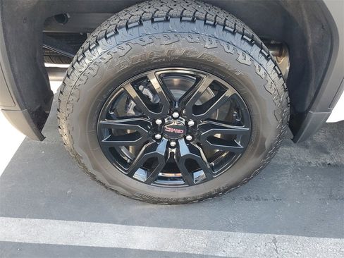 New 2026 GMC Sierra 1500 Elevation w/ Elevation Premium Package image 5