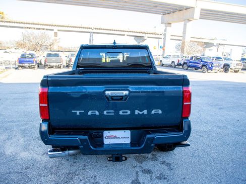 Used 2024 Toyota Tacoma Limited image 8