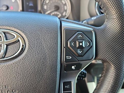 Used 2019 Toyota Tacoma SR5 image 15