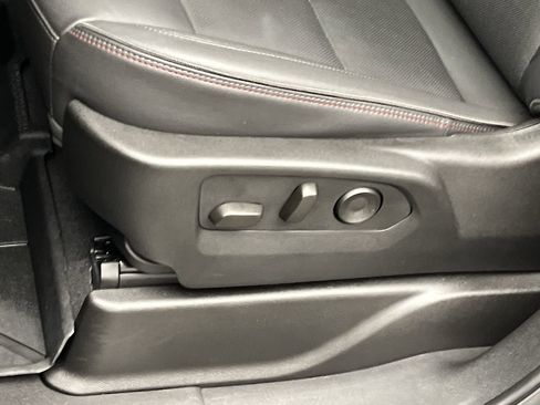 Certified 2024 Chevrolet Suburban RST w/ Luxury Package image 10