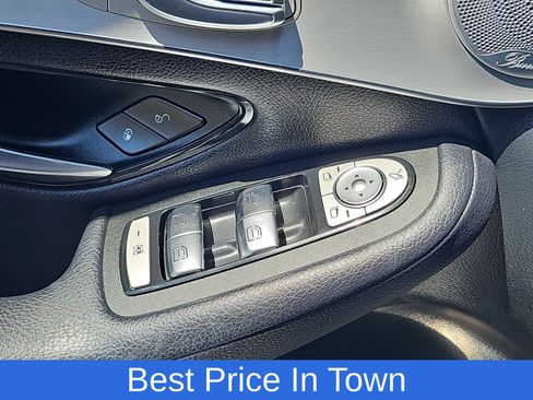 Used 2020 Mercedes-Benz GLC 300 4MATIC Coupe w/ Parking Assistance Package image 29