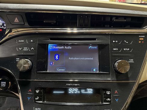 Used 2014 Toyota Avalon XLE FWD image 20